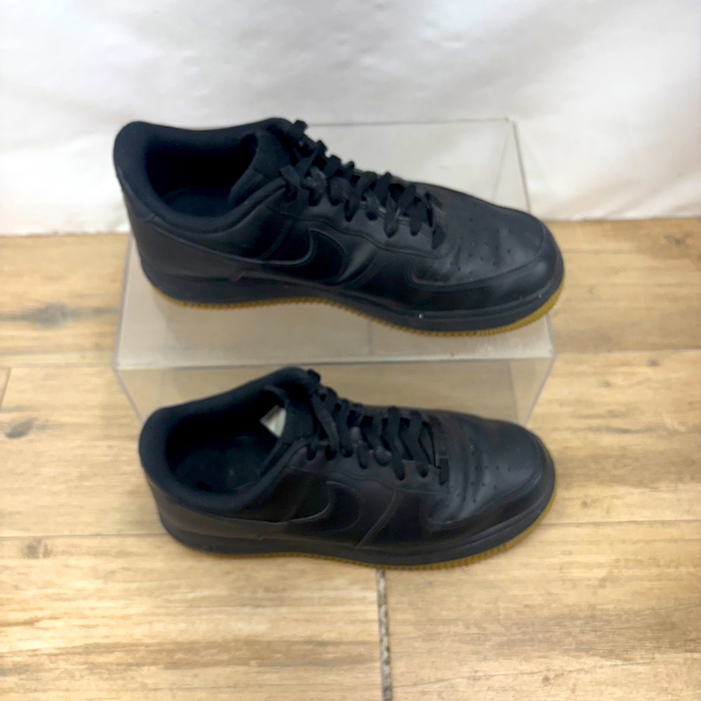 Nike Air Force 1 '07 AF1 Low Black Gum Bottom Limited Classic Mens 8